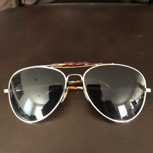 Foster Grant Aviator Sunglasses
